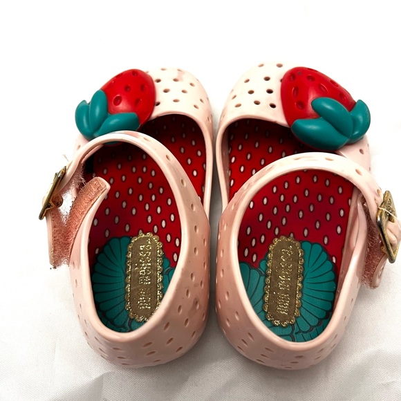 Mini Melissa Strawberry Furadinha Shoes sz 5 - Picture 2 of 9